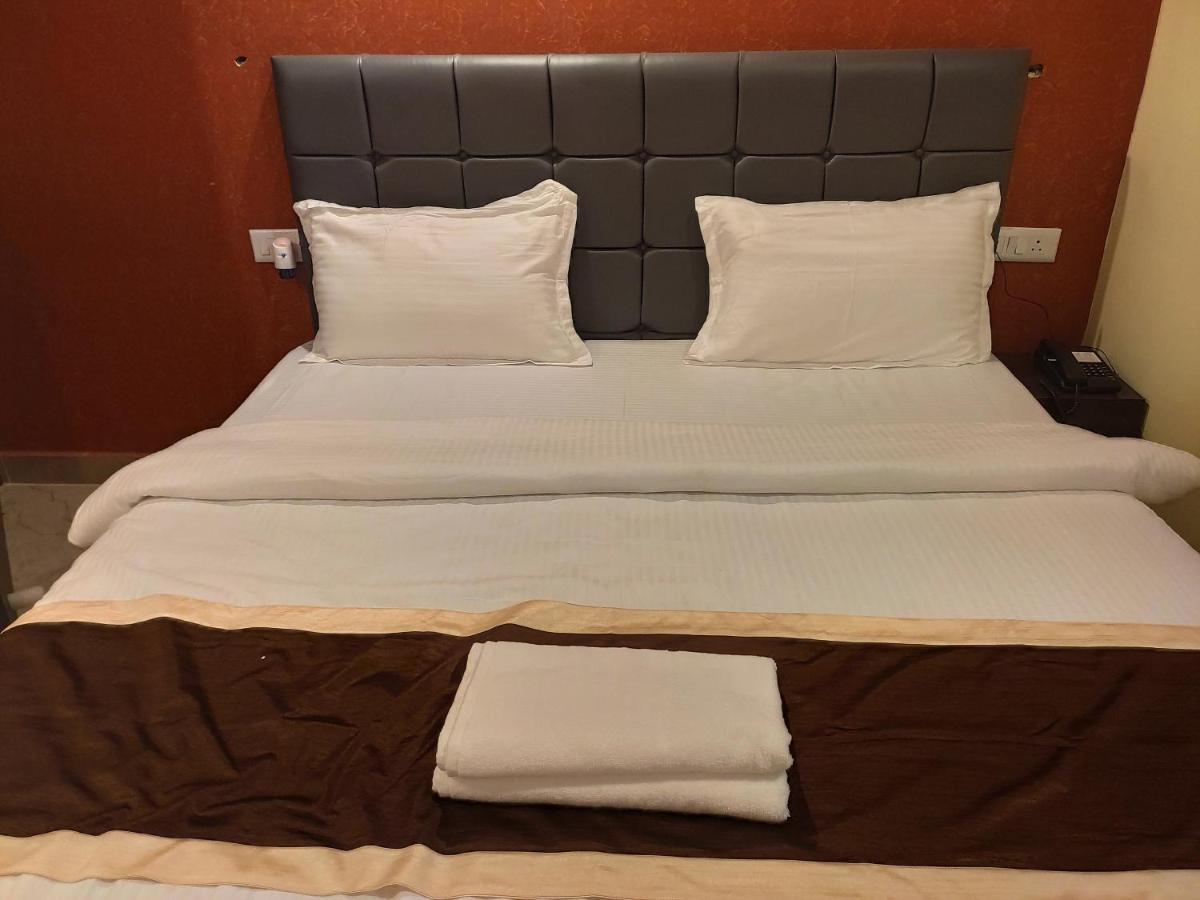 Royal View Residency Hotel Bodh Gaya Ngoại thất bức ảnh